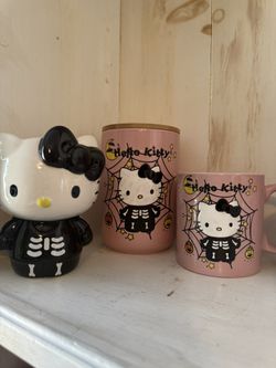 Hello Kitty Halloween Set