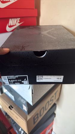 Black Cat 4s