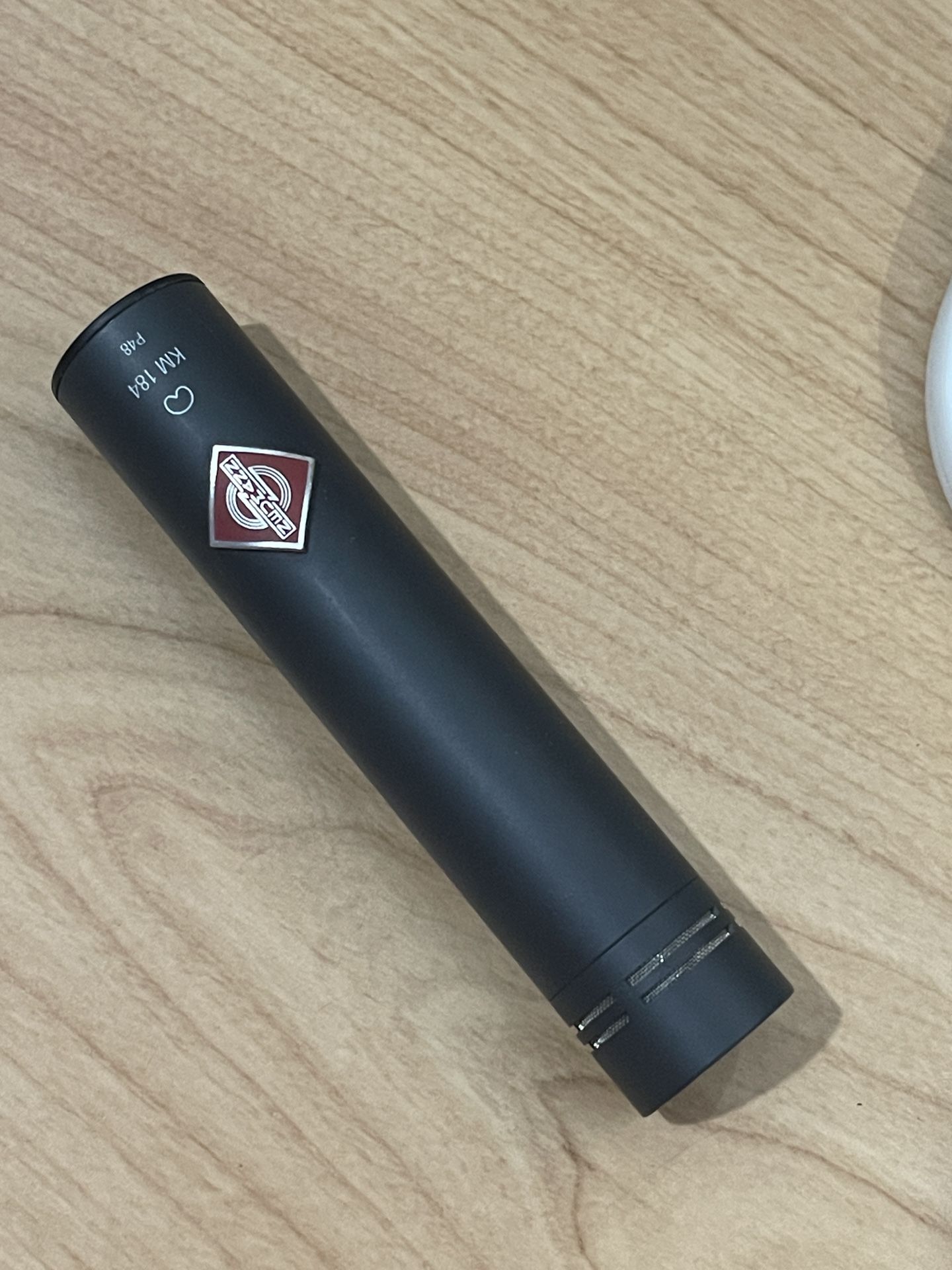 Neumann KM 184 Small Diaphragm Condenser Mic .