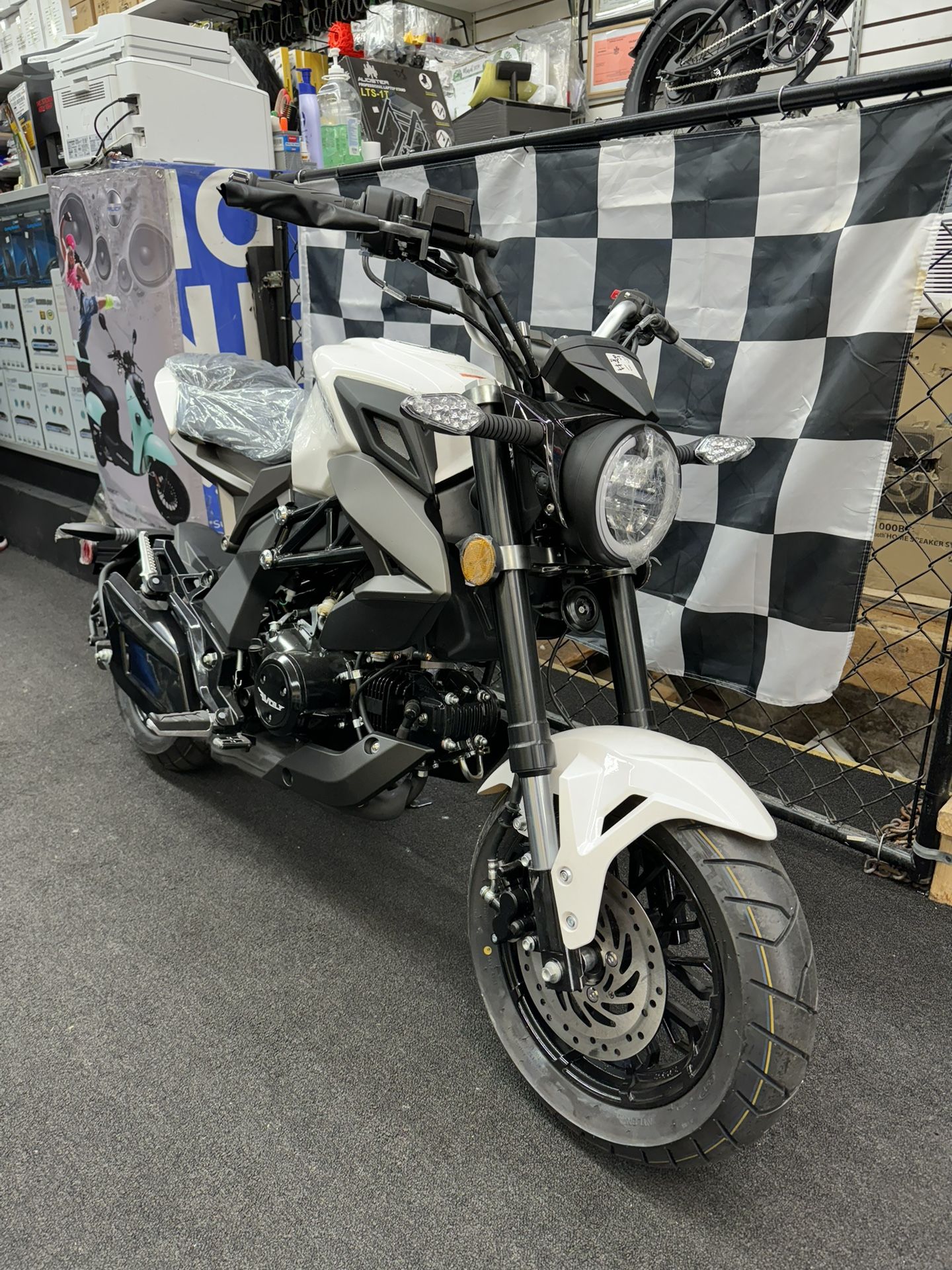 Brand New Striker 125cc Manual Wolf Brand Motorcycle 