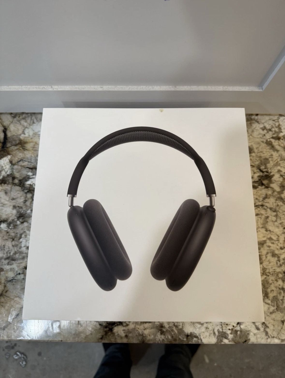 Apple AirPods Pro Max Headphones Midnight Black