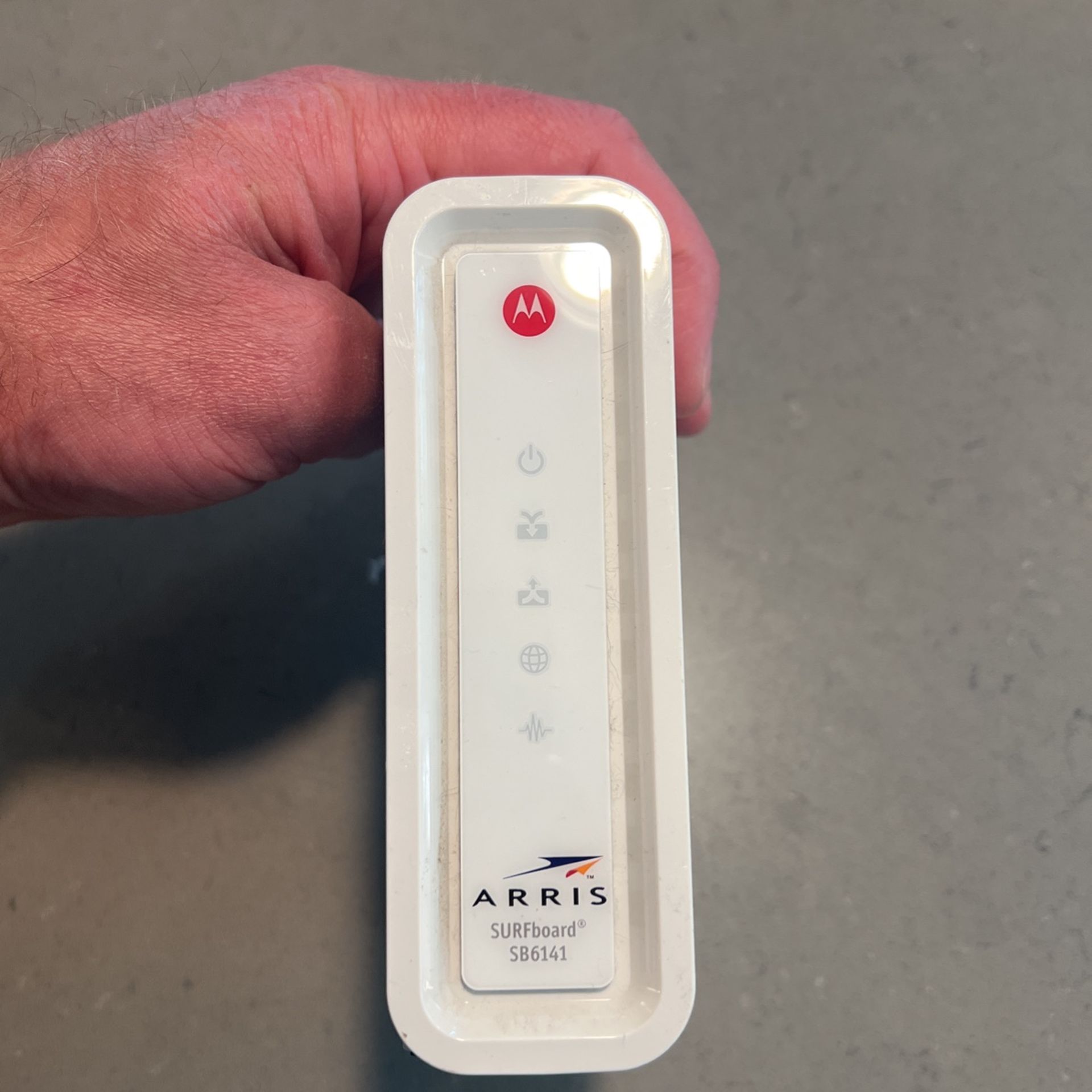 Arris Surfboard SB6141