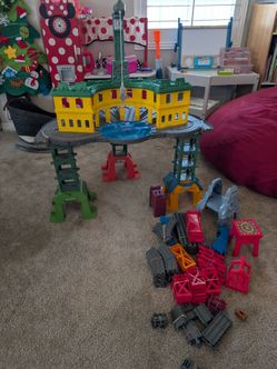 Thomas and Friends Super Station