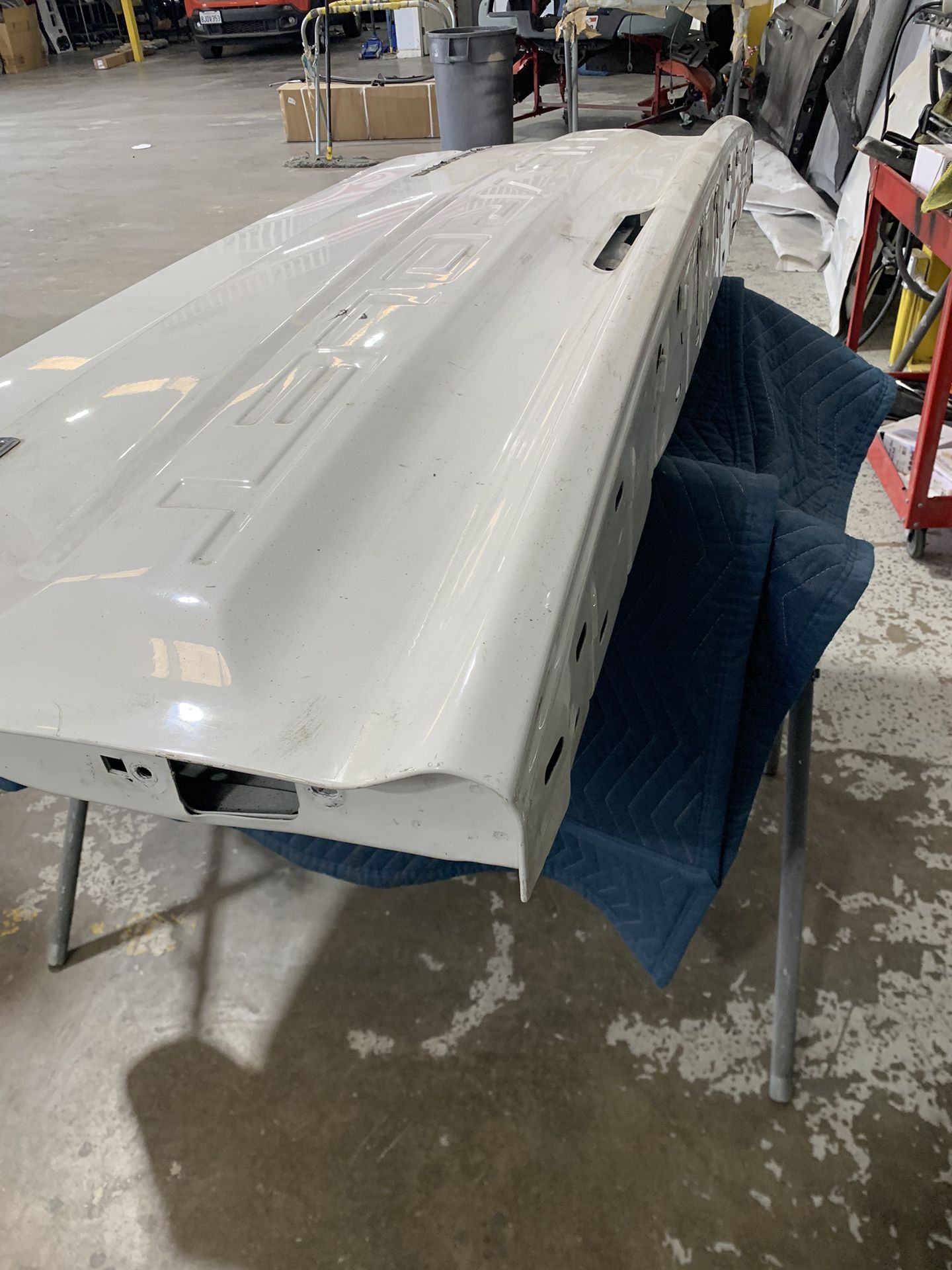 2020 Silverado 1500 Custom Tailgate