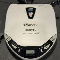 Memorex MD3020 Personal CD Player Runs off 4 AA batteries not included. Tested and in good working condition. Includes OEM Memorex headphones. Headpho