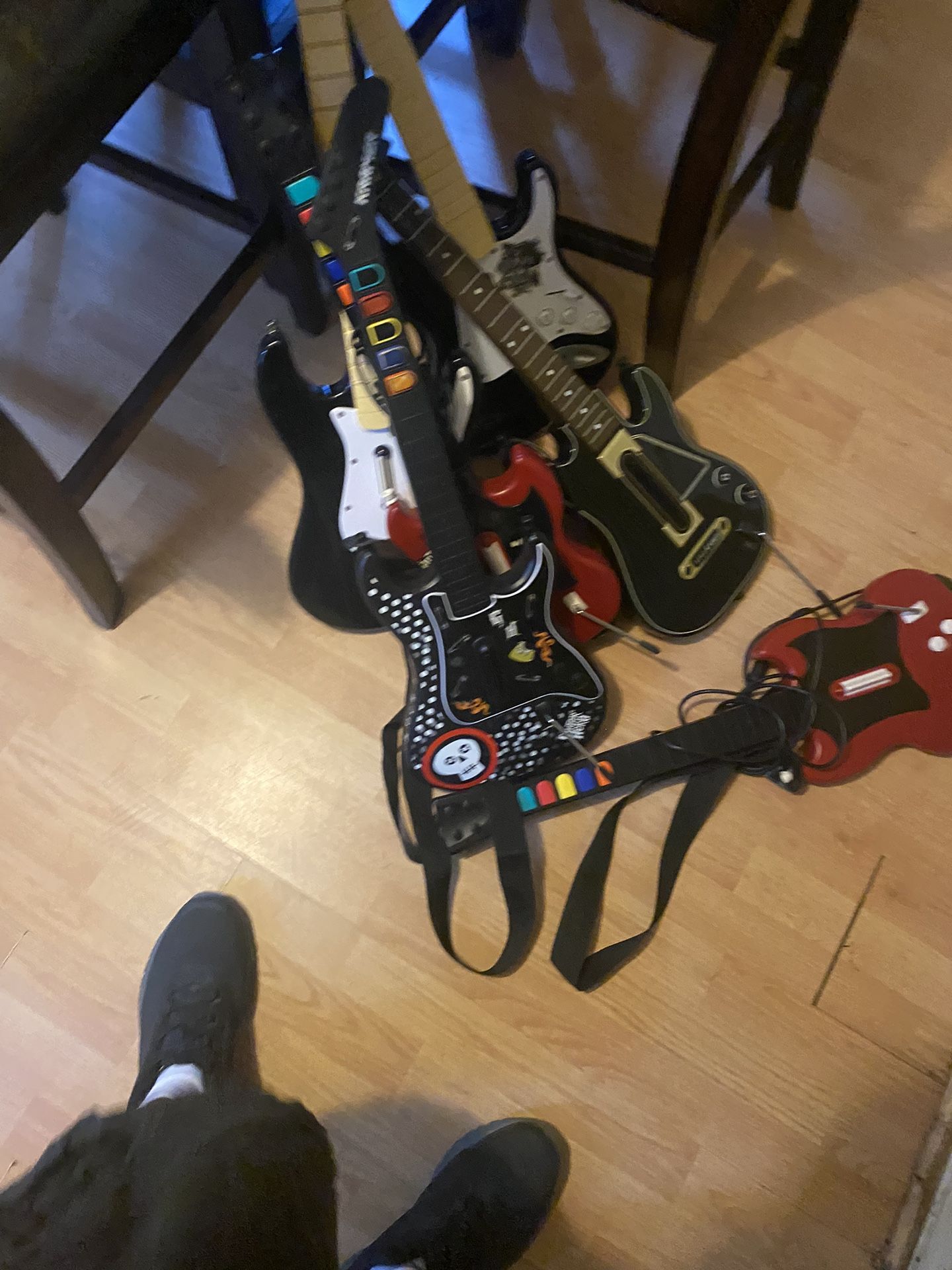 Rock Band Guitars Lot Of 6
