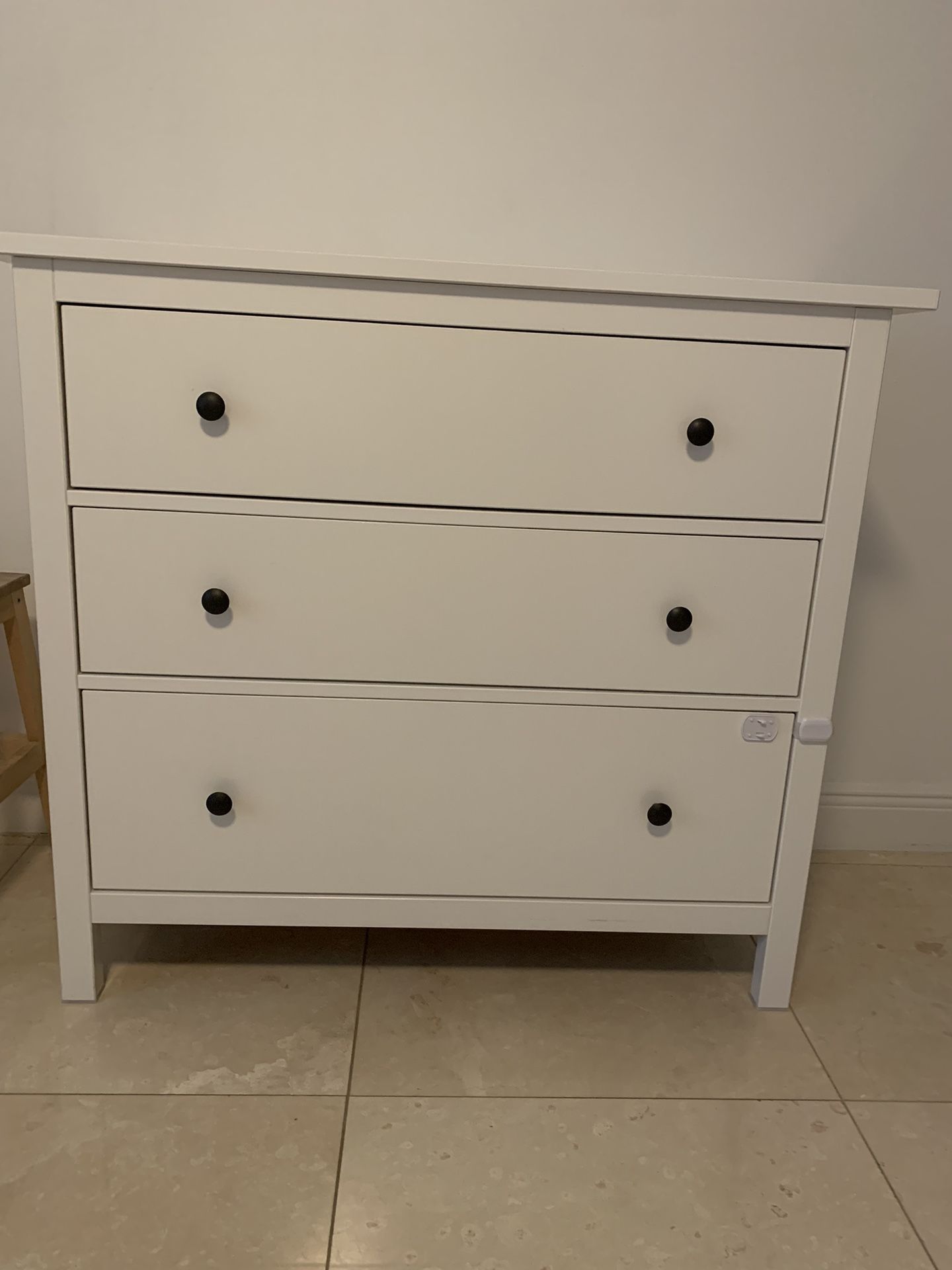 Drowers Chest