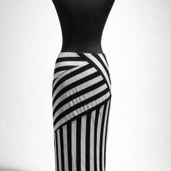 Bobéau Black & Gray Striped Midi Skirt Size Small