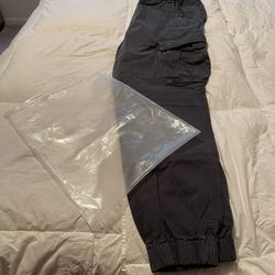 New In Package Men’s Cargo Pants - Olive