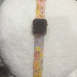 rose Gold Apple Watch Series 5 Ready For Set Up Works Perfectly Fine 