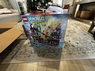 RETIRED LEGO Ninjago City Markets Set