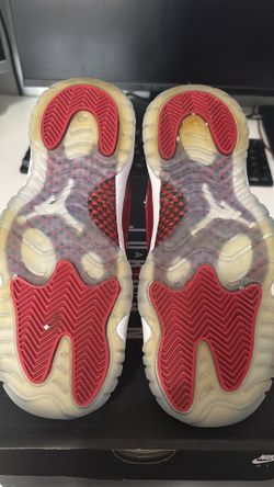 Air Jordan 11 Retro “Cherry”