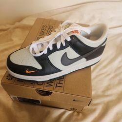Nike Dunk Low