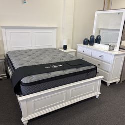 Queen bedroom set in white wood