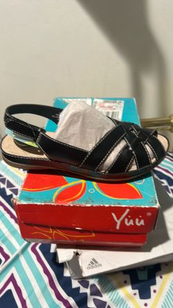 Women’s sandals