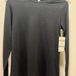 BRAND NEW ZELLA WELLNESS SHIRT
