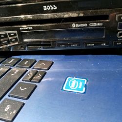 Boss Radio With Bluetooth