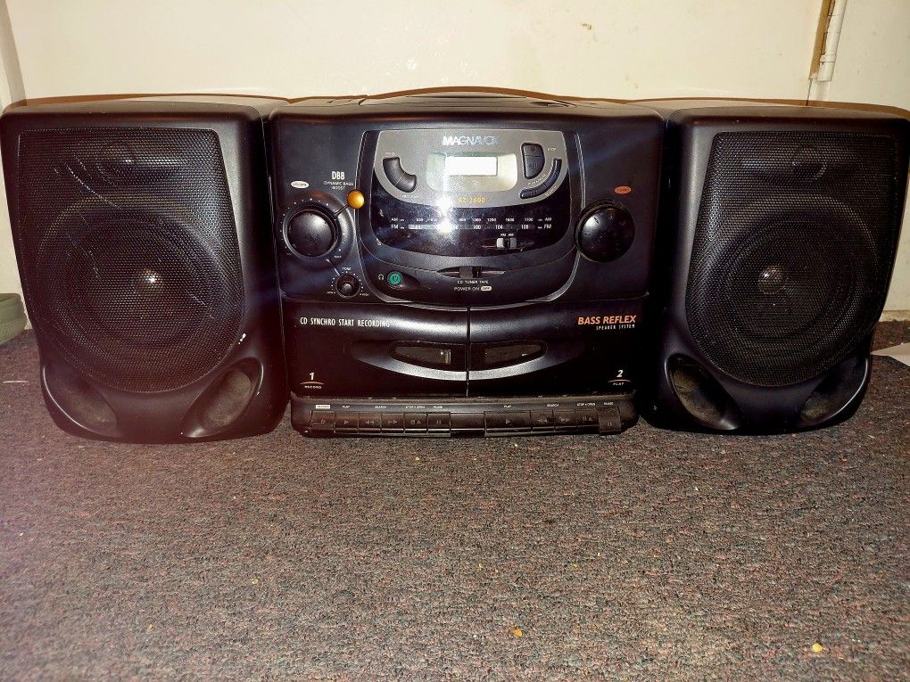 Magnavox Bass Boosted Stereo System