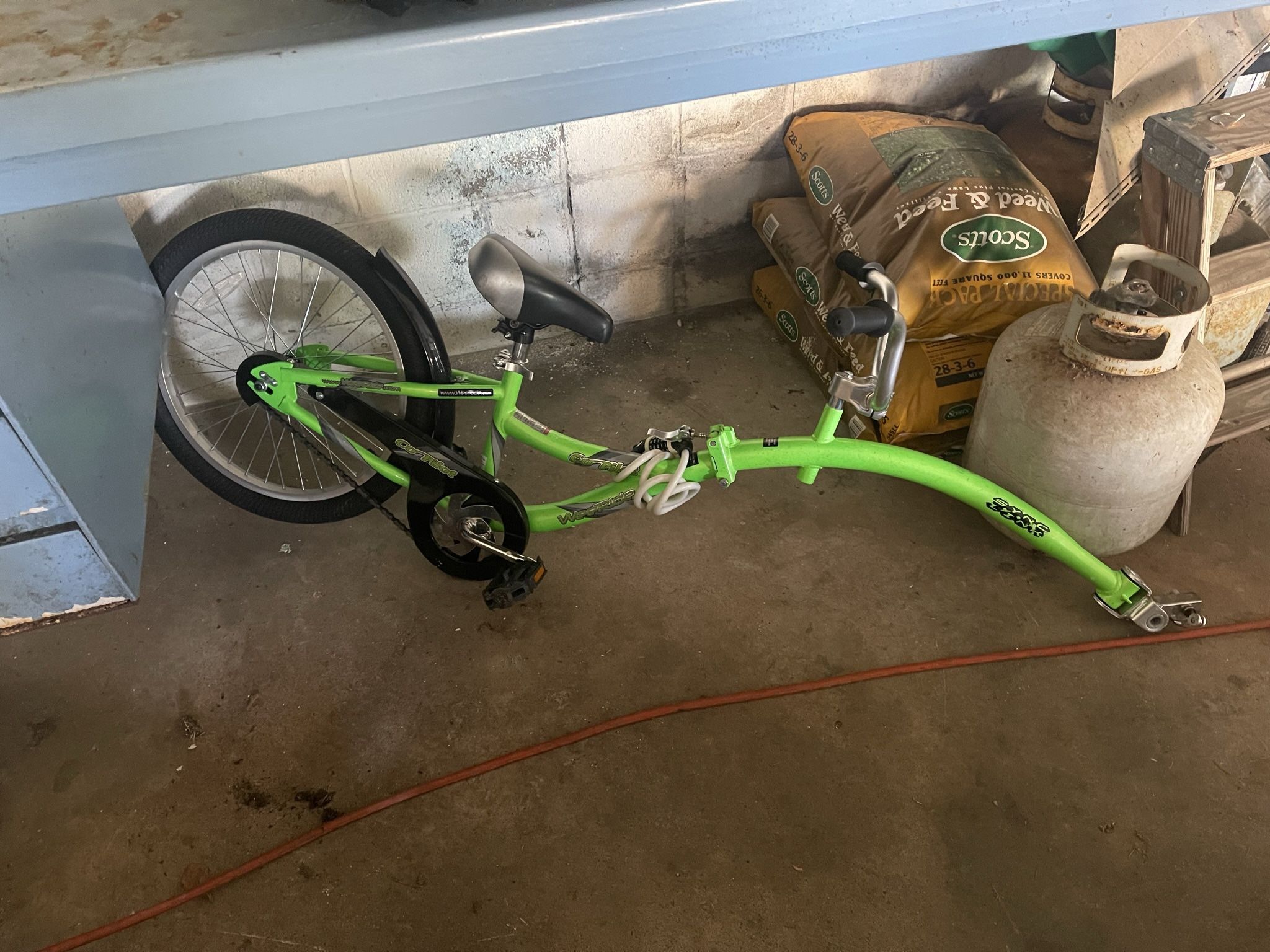 Green 20’ Inch WEE Ride Parent- Child Tag Along Bike Attaches To parent Bike
