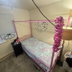 Girls Twin Size Bed Frame And Bed