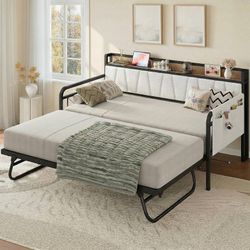 Daybed with Trundle Bed, Twin Bed Frame with Storage Boucle Headboard and Charging Station, Sofa Day Bed with Strong Supports for Living Room, Bedroom