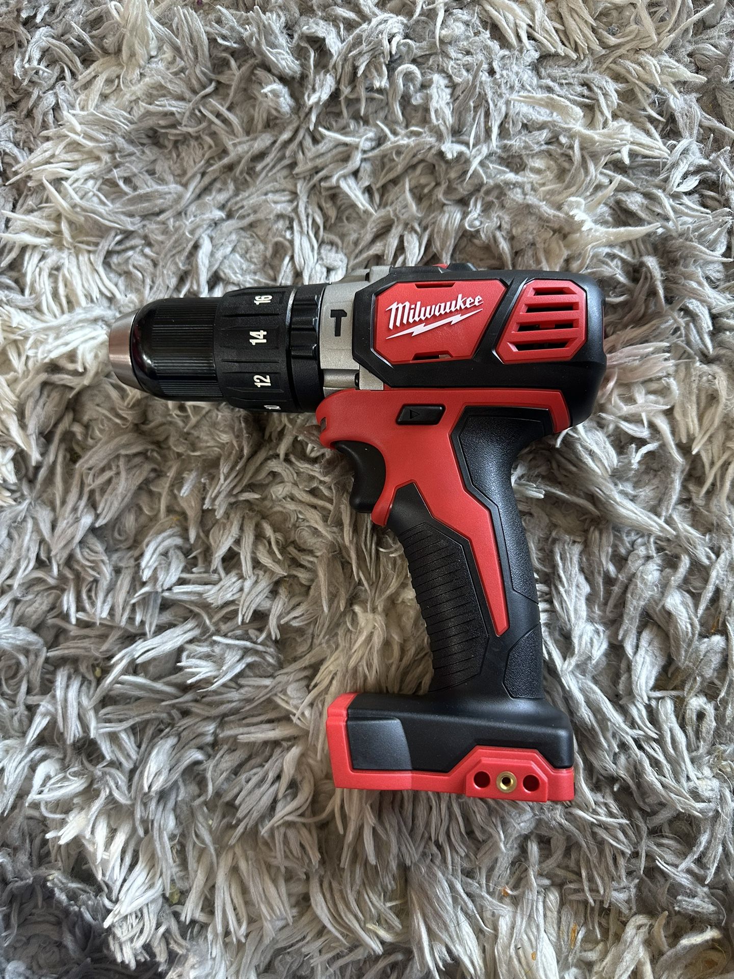 Milwaukee 1/2” Hammer Drill