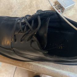 Men’s Dressy Shoes In Great Conditions 