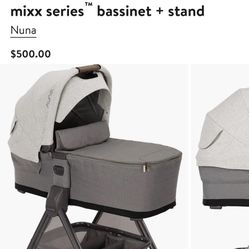 Baby Bassinet And Stand 