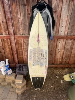 5’8 swallow tail surfboard