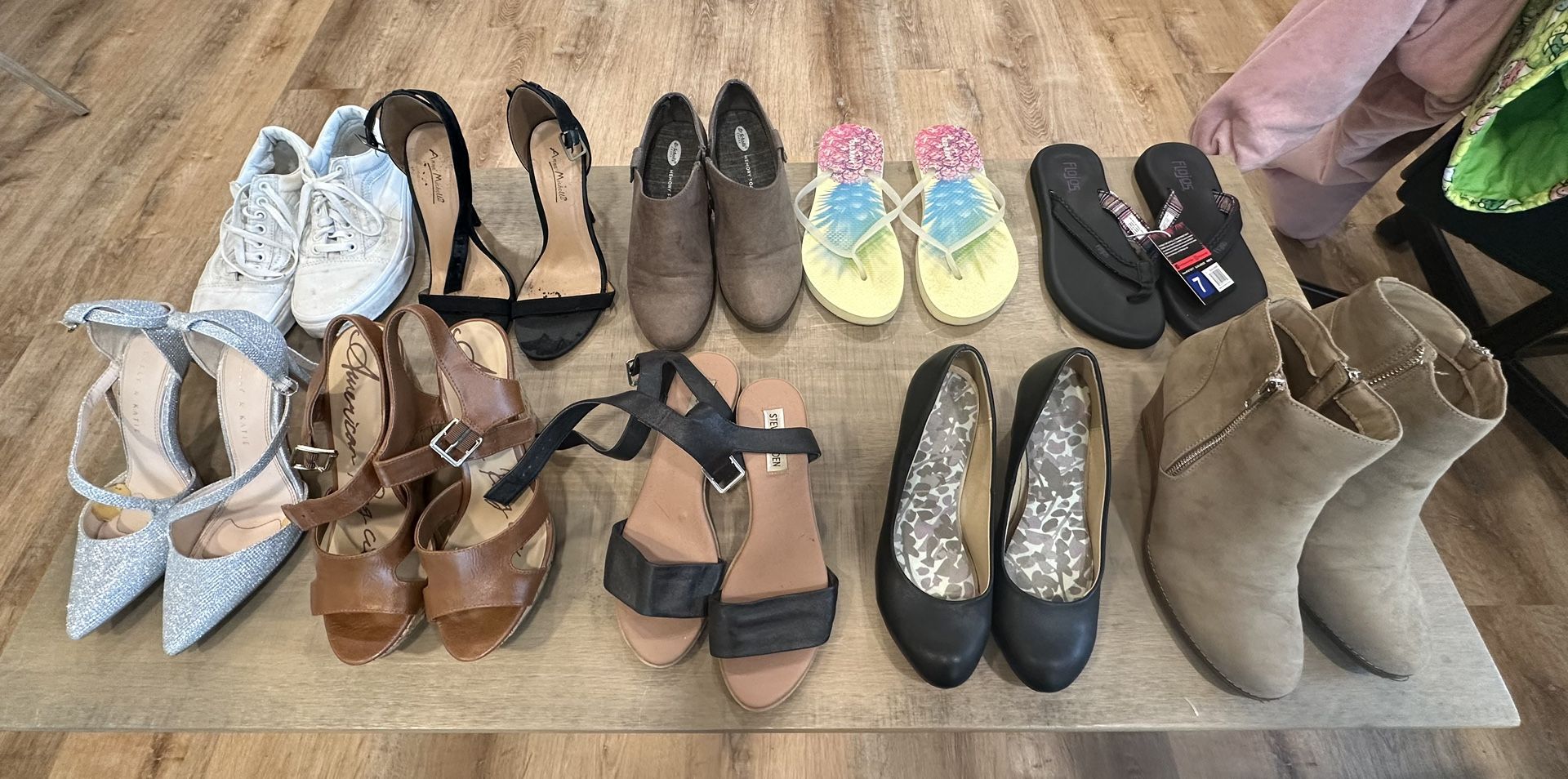 Women’s Shoes (Sizes 7-8.5)