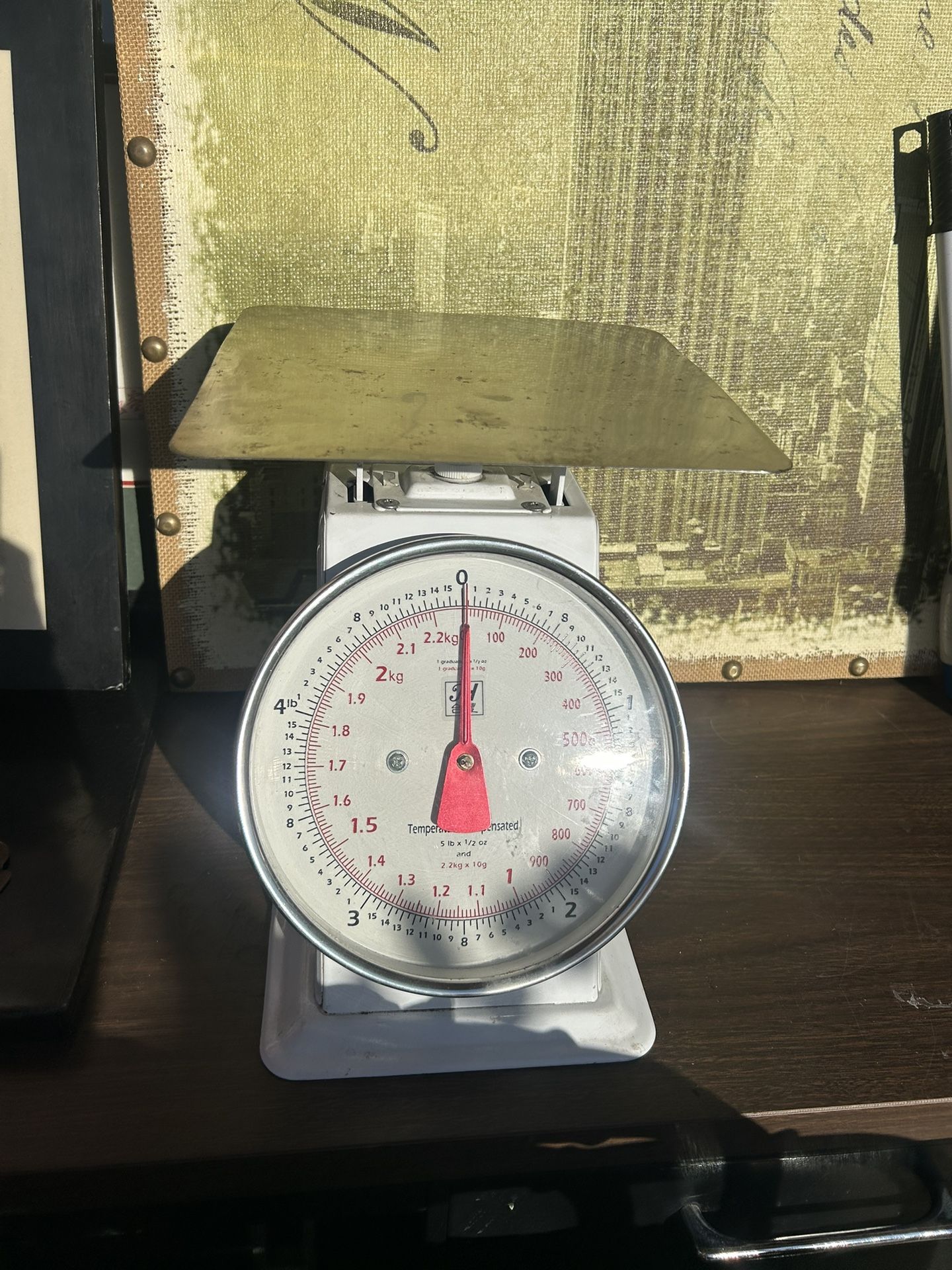 Vintage-style Mechanical Kitchen Scale