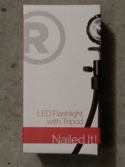 BRAND NEW! Flashlight with Tripod