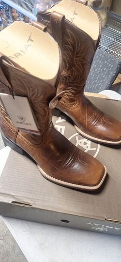 ARIAT cowboy boots new size 12. Botas vaquerras