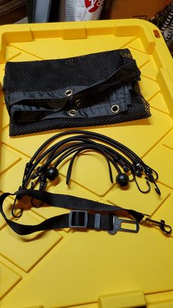 Vehicle pet barrier for backseat