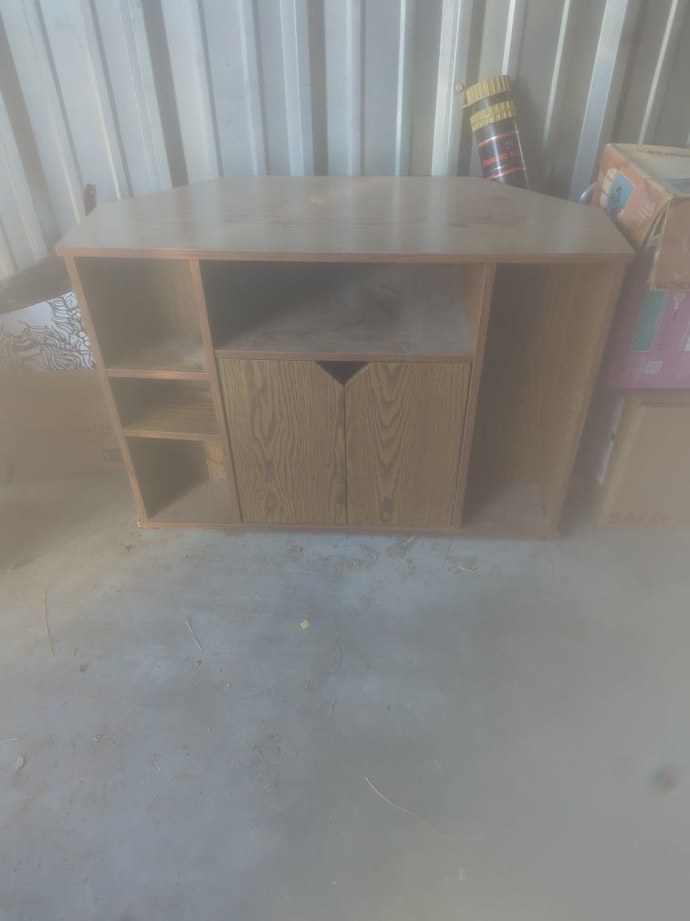 Tv Stand 3 Foot Long 2 Feet Tall