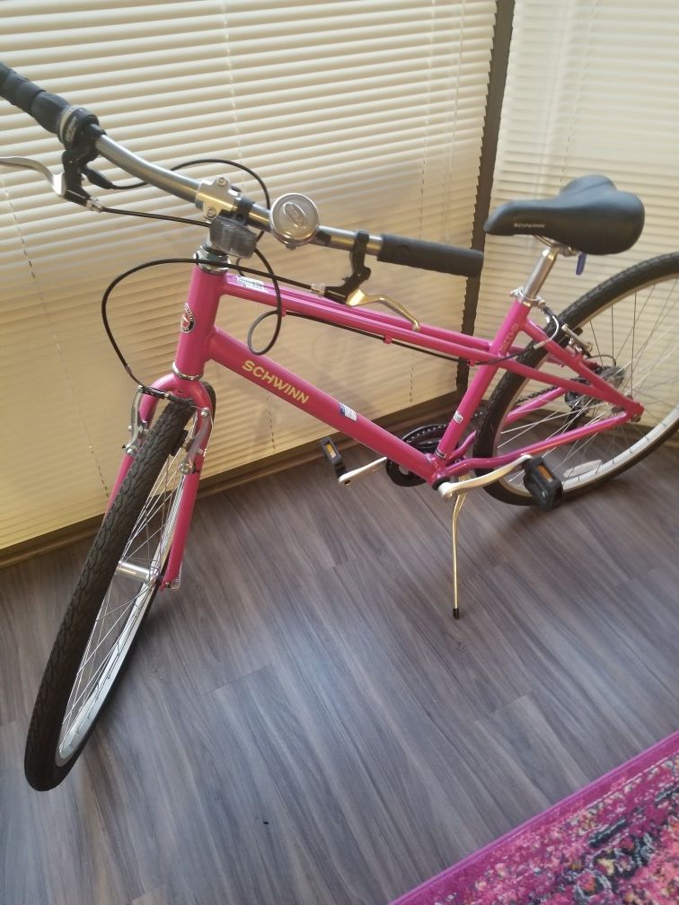 Pink Schwinn Hybrid Bike