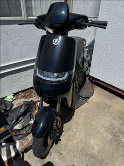 SWFT maxx Electric scooter