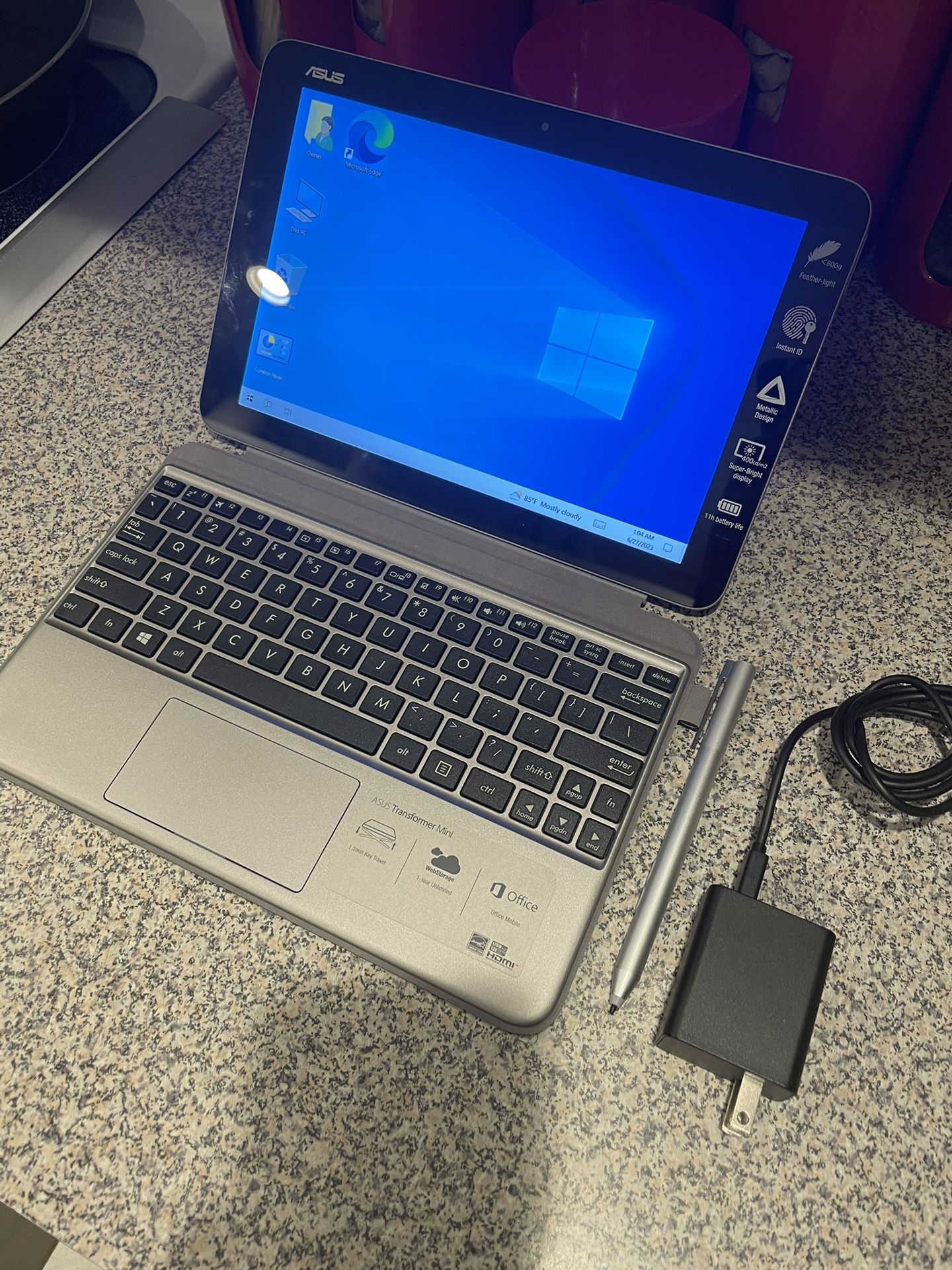 Asus Transformer Mini 64GB Model: T102HA Signature Edition