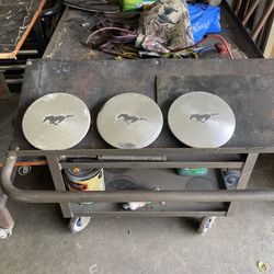 3 Ford Mustang Center Caps.