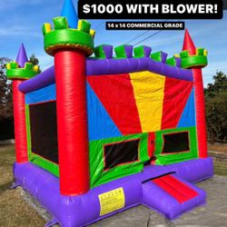 14 X 14 BOUNCE HOUSE WITH BASKETBALL HOOP INSIDE