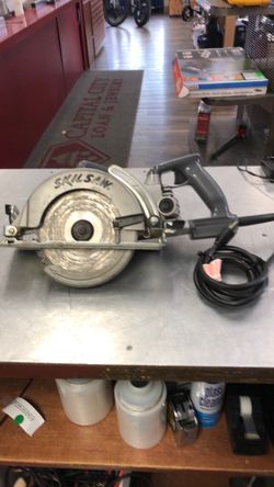 1003 Corded Skilsaw HD77 7-1/4” Worm Drive Saw  587486