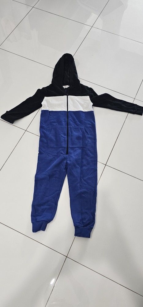 Sz 8-10  warm Onesie H&M 