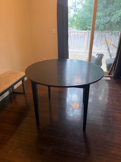 Round Black Dining Table
