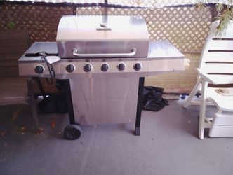 Char broil 5 burner grill and side stove
