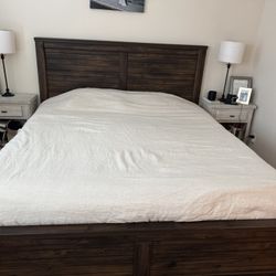 Beautiful matching bedroom set! King size bed frame and dresser.