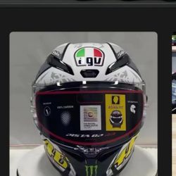 AGV PISTA GP RR Motorcycle Helmet (Description)
