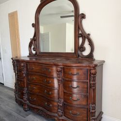 Windham Classic Dresser Mirror 