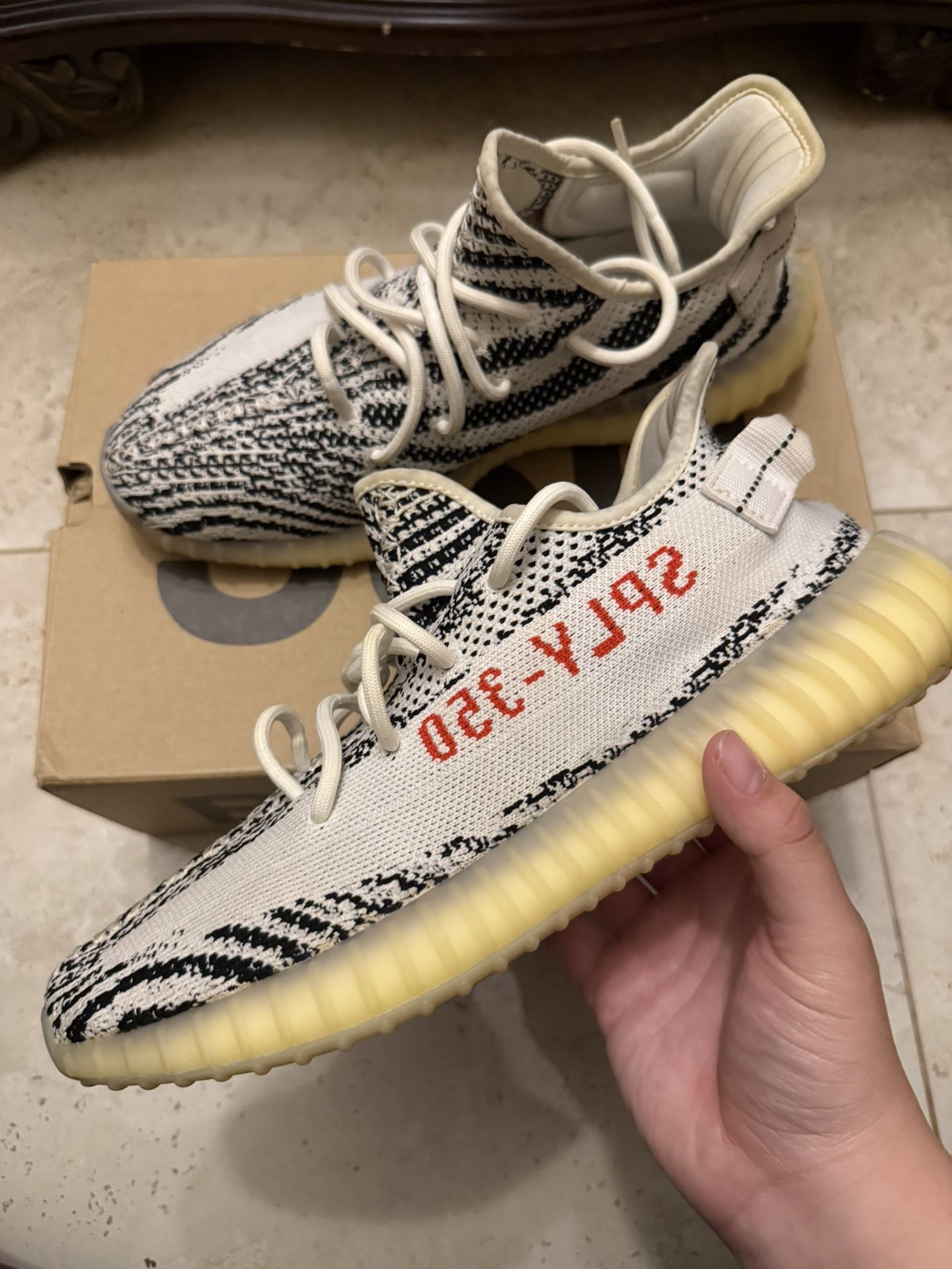 Size 9.5 Men’s - adidas Yeezy Boost 350 V2 Low Zebra CLEAN OG ALL