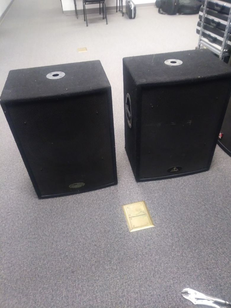 Behringer Eurolive S1800S Sub woofer