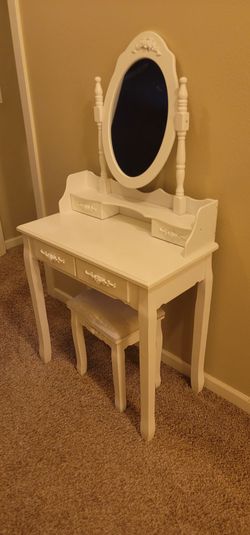 White Vanity Table Set with Mirror and Stool